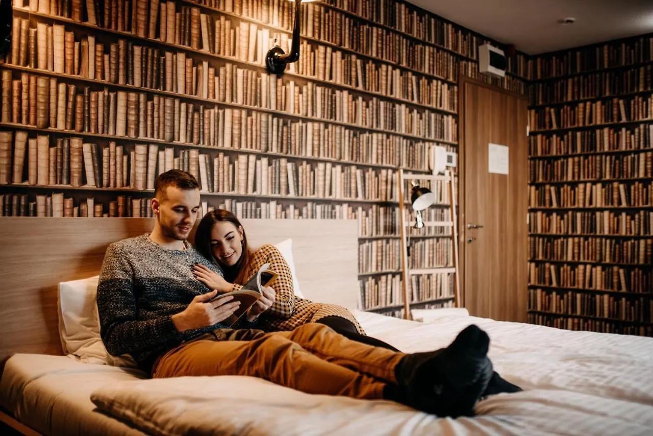 Aquapark Design Rooms Szeged Bed & Breakfast