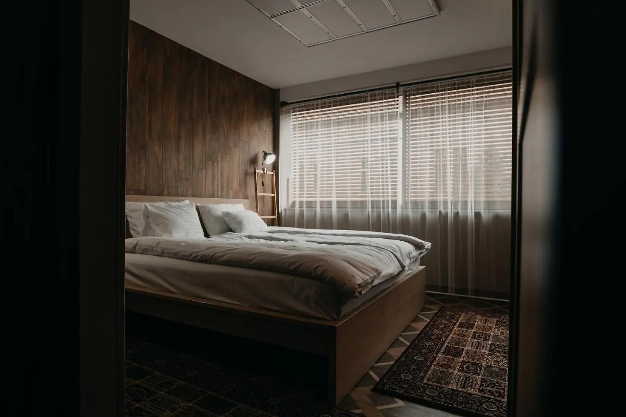 Aquapark Design Rooms Szeged Bed & Breakfast